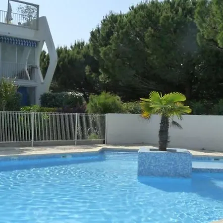 Apartment 2 Pieces Avec Piscine, Proche Et Commerces, Quartier Calme Avec Parking Prive - Fr-1-328-145 La Grande-Motte